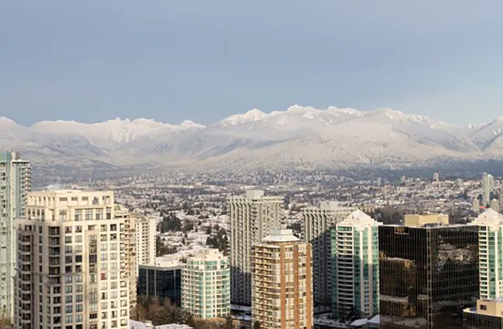 آپارتمان‌ها دیگر جذاب نیستند! تحلیل جدید بازار مسکن کانادا